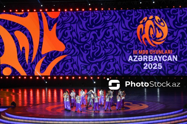 Gəncə stadionunda keçirilən III MDB Oyunlarının açılış mərasimi