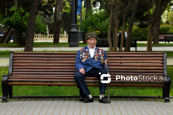 İkinci Dünya müharibəsinin 100 yaşlı veteranı Ağababa İsgəndərov