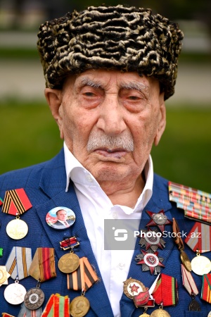 İkinci Dünya müharibəsinin 100 yaşlı veteranı Ağababa İsgəndərov