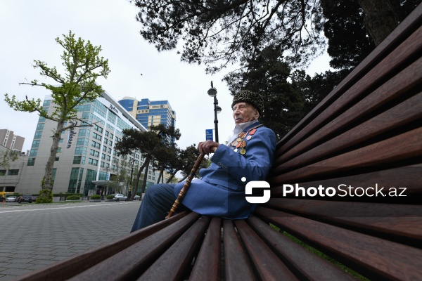 İkinci Dünya müharibəsinin 100 yaşlı veteranı Ağababa İsgəndərov