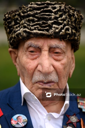 İkinci Dünya müharibəsinin 100 yaşlı veteranı Ağababa İsgəndərov