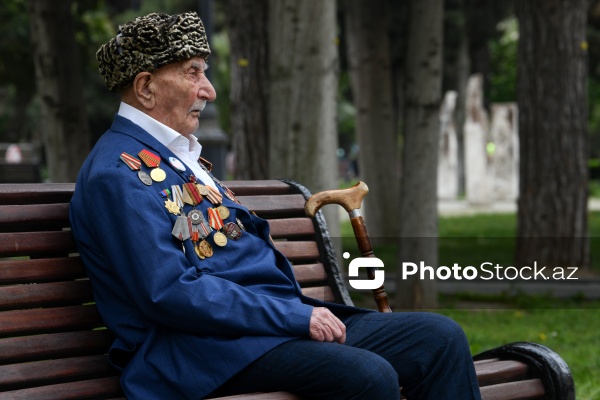 İkinci Dünya müharibəsinin 100 yaşlı veteranı Ağababa İsgəndərov