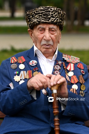 İkinci Dünya müharibəsinin 100 yaşlı veteranı Ağababa İsgəndərov