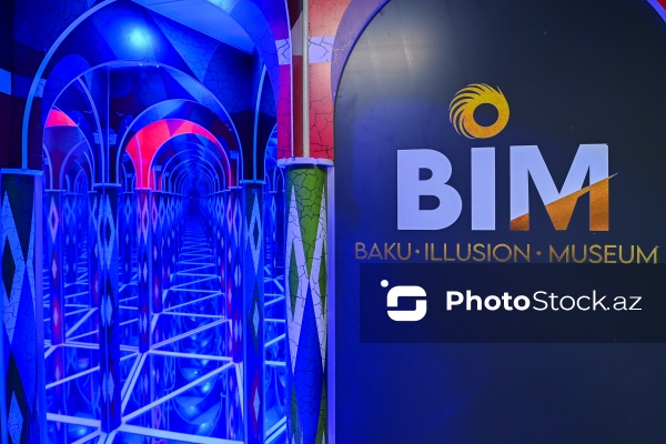 Paytaxtda yeni açılan Bakı İllüziya Muzeyi