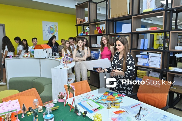Ukraynanın İrpen Humanitar Liseyinin şagirdlərinin Bakı Avropa Liseyi ilə tanışlığı