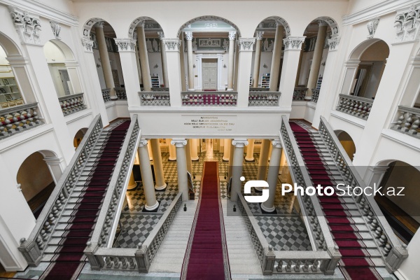 Neft milyonçusu Ağa Musa Nağıyevin tikdirdiyi dəbdəbəli “İsmailiyyə” binası