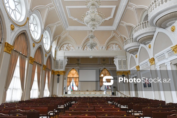 Neft milyonçusu Ağa Musa Nağıyevin tikdirdiyi dəbdəbəli “İsmailiyyə” binası