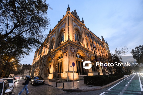 Neft milyonçusu Ağa Musa Nağıyevin tikdirdiyi dəbdəbəli “İsmailiyyə” binası