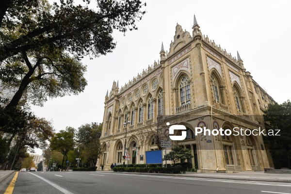 Neft milyonçusu Ağa Musa Nağıyevin tikdirdiyi dəbdəbəli “İsmailiyyə” binası