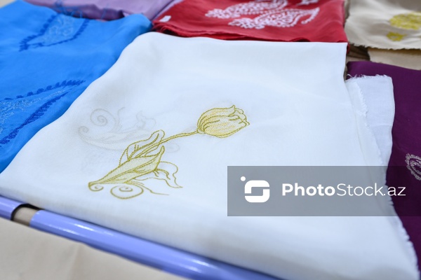 Ənənəvi və müasir üsullarla naxış sənətini yaşadan Kamilə Quliyeva