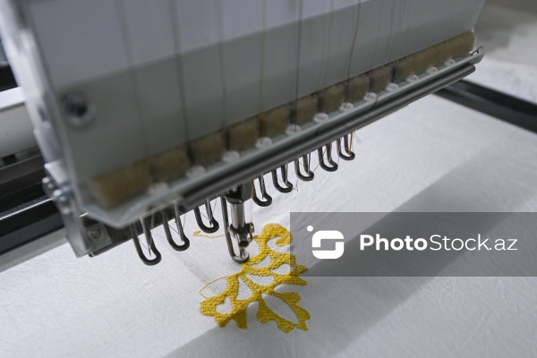 Ənənəvi və müasir üsullarla naxış sənətini yaşadan Kamilə Quliyeva