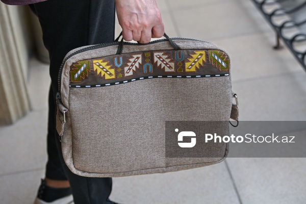 Ənənəvi və müasir üsullarla naxış sənətini yaşadan Kamilə Quliyeva