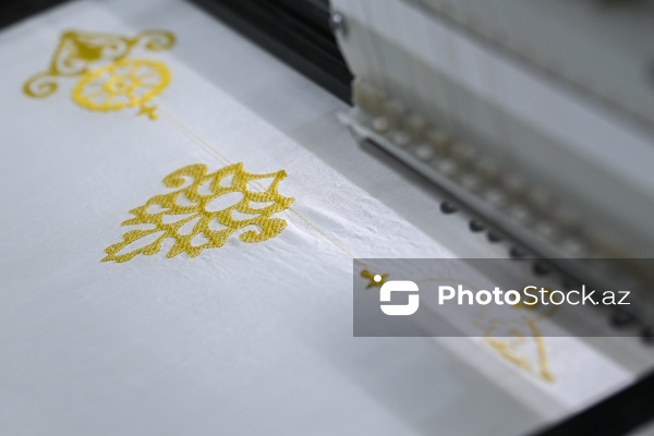 Ənənəvi və müasir üsullarla naxış sənətini yaşadan Kamilə Quliyeva