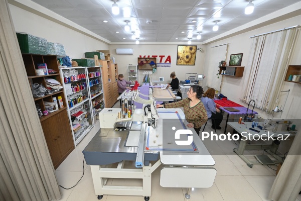 Ənənəvi və müasir üsullarla naxış sənətini yaşadan Kamilə Quliyeva