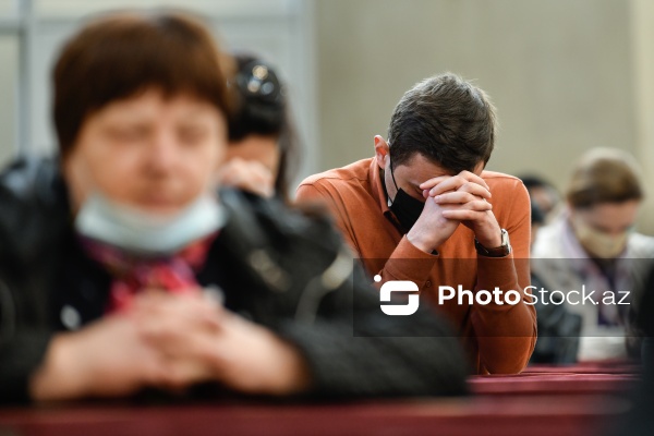 Azərbaycanda yaşayan katoliklər Pasxa bayramını qeyd edir