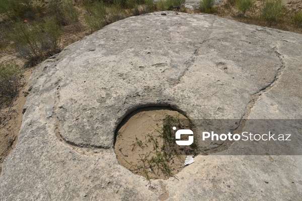 Abşeronun Kələzağ kəndində aşkarlanan qədim yaşayış yeri