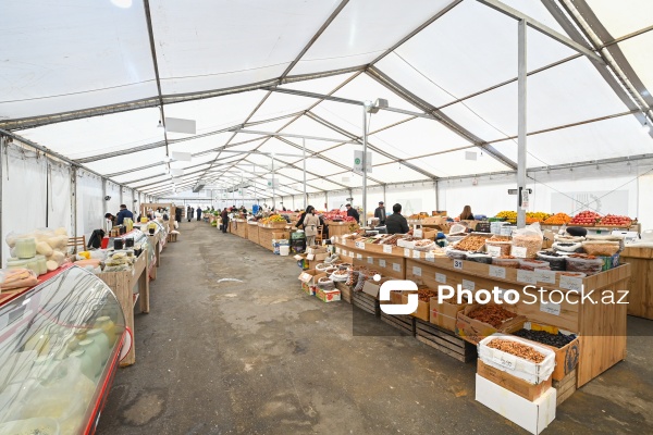 Kənd Təsərrüfatı Nazirliyinin təşkil etdiyi "Mövsüm yarmarkası"