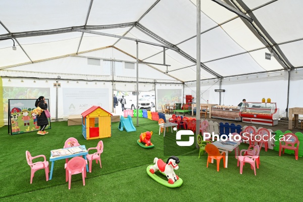 Kənd Təsərrüfatı Nazirliyinin təşkil etdiyi "Mövsüm yarmarkası"