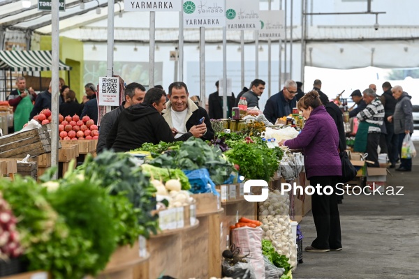 Kənd Təsərrüfatı Nazirliyinin təşkil etdiyi "Mövsüm yarmarkası"