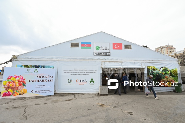 Kənd Təsərrüfatı Nazirliyinin təşkil etdiyi "Mövsüm yarmarkası"