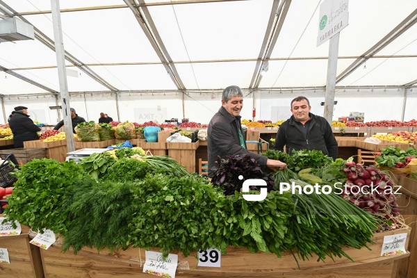 Kənd Təsərrüfatı Nazirliyinin təşkil etdiyi "Mövsüm yarmarkası"