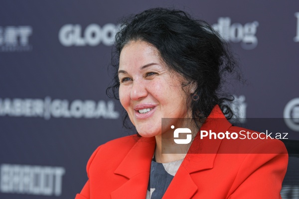 Klinik psixoloq, psixoterapevt və ginekoloq Ester Vavilonskaya