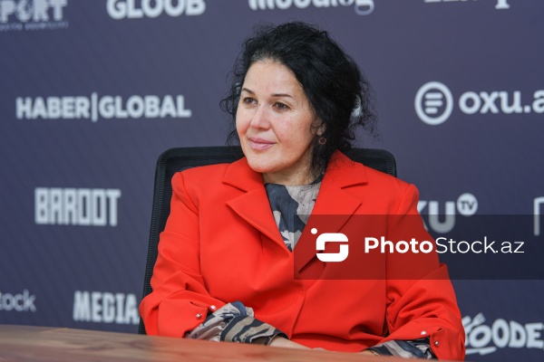 Klinik psixoloq, psixoterapevt və ginekoloq Ester Vavilonskaya