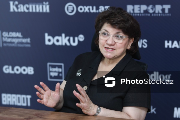 Kolposkopist, mama-ginekoloq Kəmalə Qasımzadə