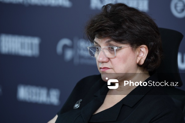 Kolposkopist, mama-ginekoloq Kəmalə Qasımzadə