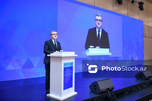 “Konstitusiya və Suverenlik – Azərbaycanda sahibkarlığın inkişafı” mövzusunda keçirilən konfrans