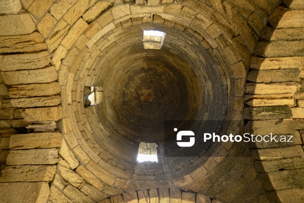 Kürdəxanıda yerləşən qədim məscid