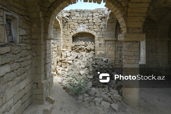 Kürdəxanıda yerləşən qədim məscid