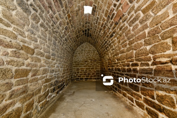 Kürdəxanıda yerləşən XVII əsrə aid Hacı Zeynal hamamı