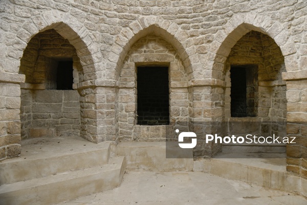 Kürdəxanıda yerləşən XVII əsrə aid Hacı Zeynal hamamı