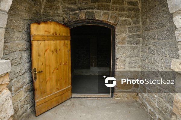 Kürdəxanıda yerləşən XVII əsrə aid Hacı Zeynal hamamı