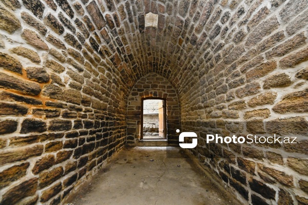 Kürdəxanıda yerləşən XVII əsrə aid Hacı Zeynal hamamı