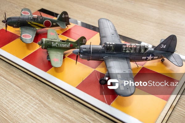 Hərbi texnika və retro avtomobillərin maketlərinin hazırlandığı modelistlər klubu