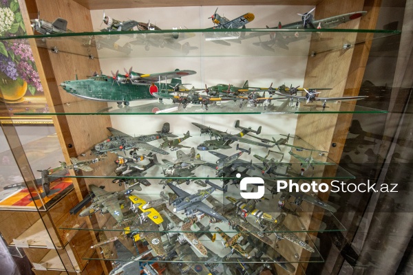 Hərbi texnika və retro avtomobillərin maketlərinin hazırlandığı modelistlər klubu