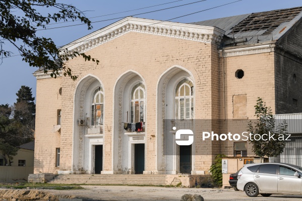 Sumqayıtın İnşaatçılar qəsəbəsində yerləşən baxımsız mədəniyyət evi