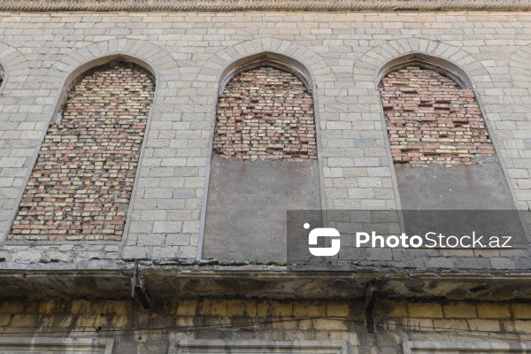 Sumqayıtın İnşaatçılar qəsəbəsində yerləşən baxımsız mədəniyyət evi