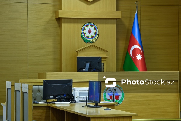 Məhkəmə şəkilləri