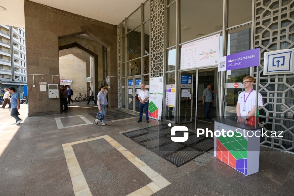 Metroda “28 May” - “Nizami” xəttinin ayrılmasından sonra fəaliyyətə başlayan ekspres avtobuslar