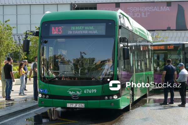 Metroda “28 May” - “Nizami” xəttinin ayrılmasından sonra fəaliyyətə başlayan ekspres avtobuslar