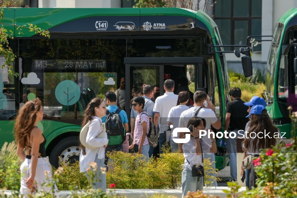Metroda “28 May” - “Nizami” xəttinin ayrılmasından sonra fəaliyyətə başlayan ekspres avtobuslar