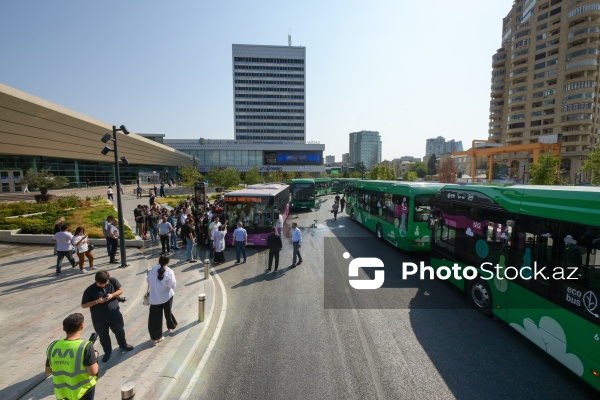 Metroda “28 May” - “Nizami” xəttinin ayrılmasından sonra fəaliyyətə başlayan ekspres avtobuslar