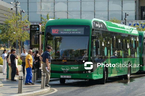 Metroda “28 May” - “Nizami” xəttinin ayrılmasından sonra fəaliyyətə başlayan ekspres avtobuslar