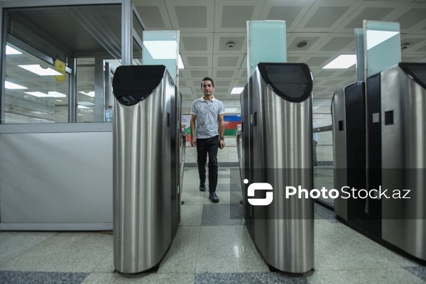 Metronun “Xocəsən” və “Avtovağzal” stansiyalarına ödənişsiz giriş