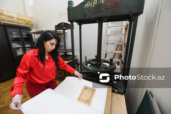 Milli Azərbaycan Tarixi Muzeyinin Bərpa laboratoriyası