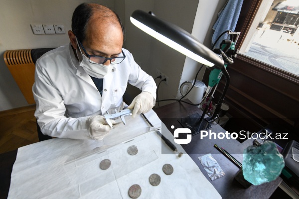 Milli Azərbaycan Tarixi Muzeyinin Bərpa laboratoriyası