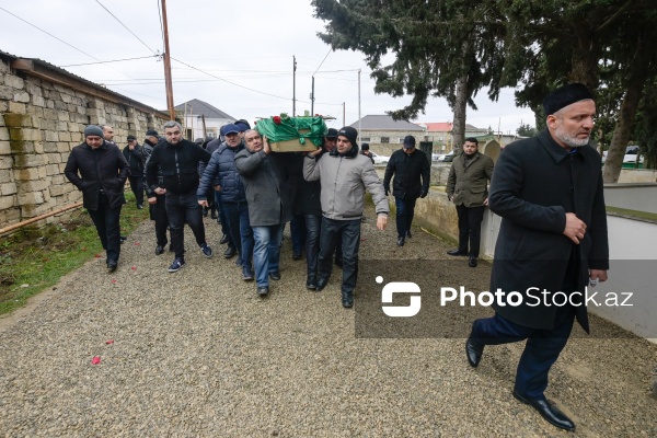 Milli Məclisin sabiq deputatı Fəzail Ağamalının dəfn mərasimi